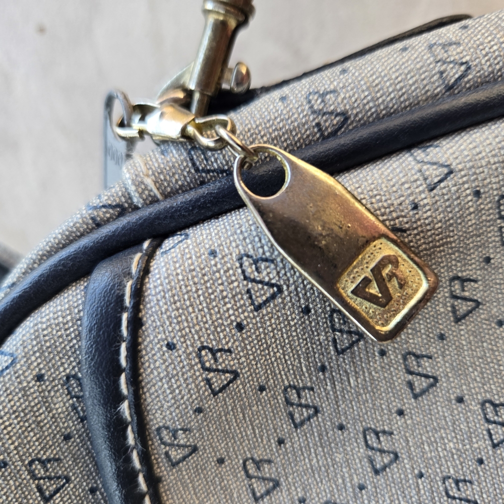 VR Monogram Desiree Crossbody Bag EUC - Picture 2 of 7